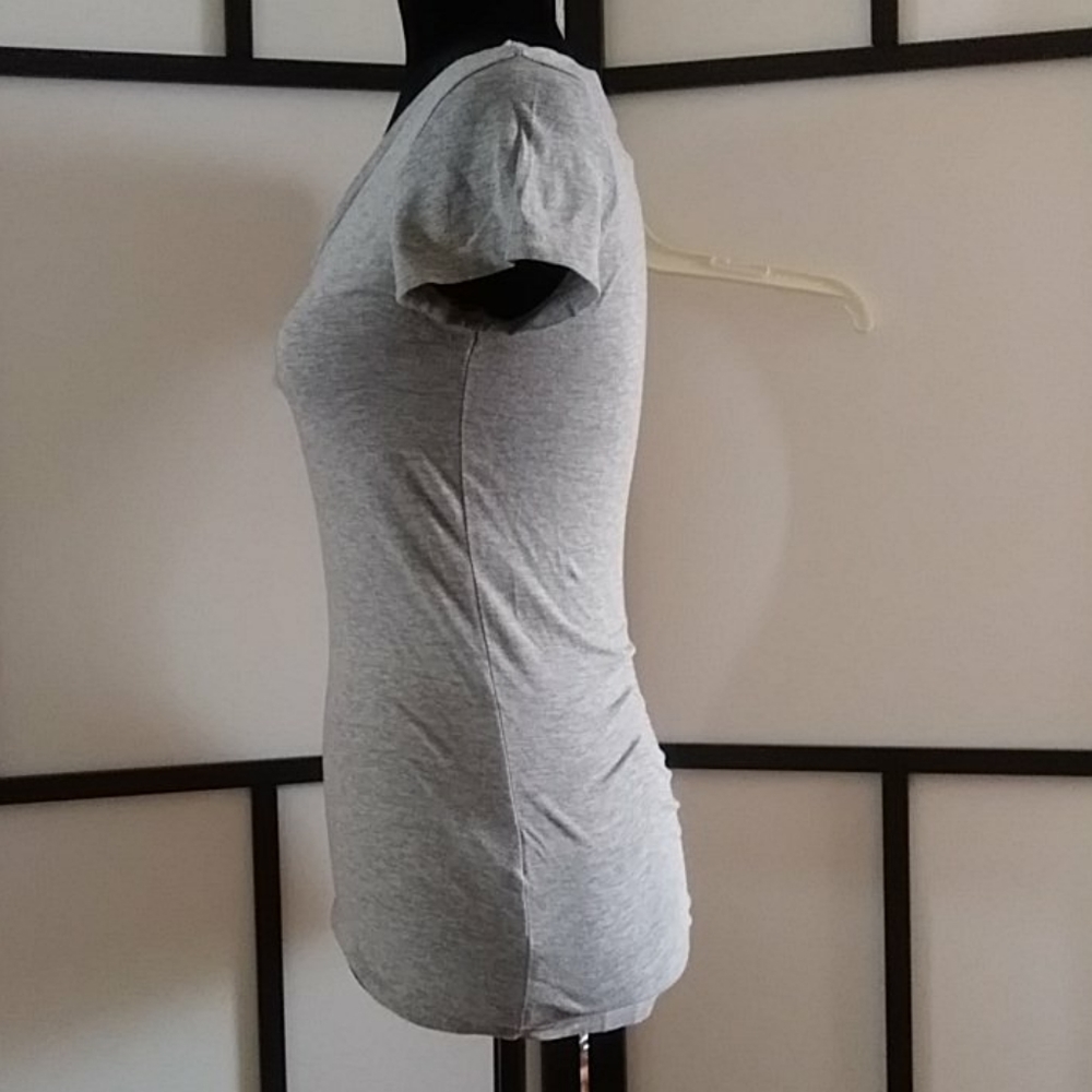 Gray blouse - Picture 4 of 5